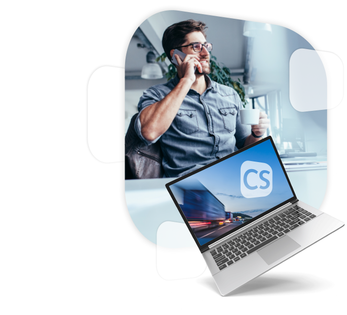 Person am Telefon Notebook mit cargo support Speditionssoftware 